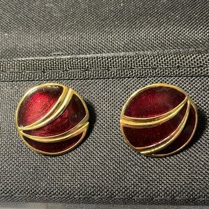 Vintage maroon and gold tone clip on earrings